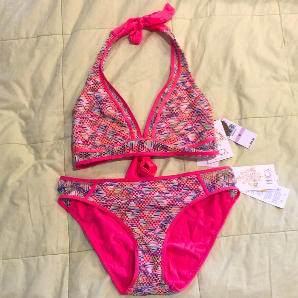 Becca two piece swimsuit size D on the top M on the bottom NWT